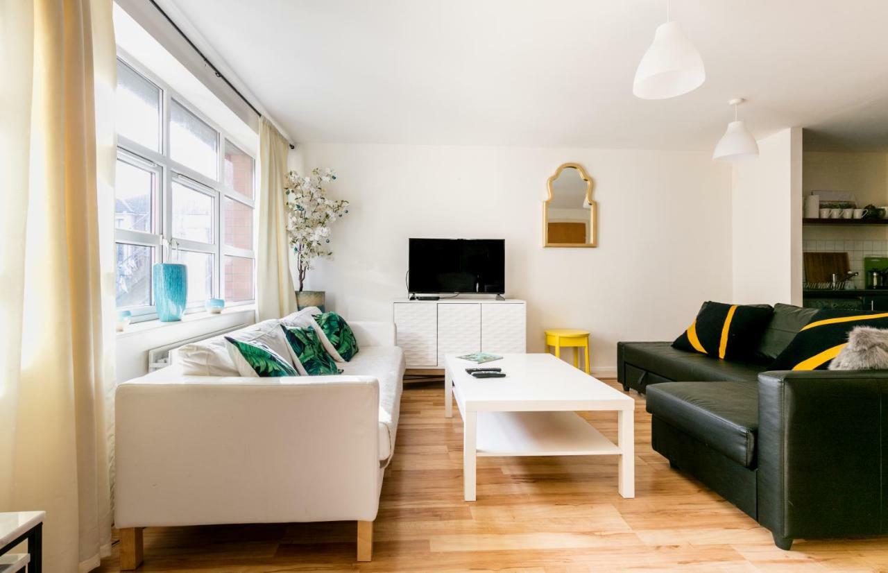 בלפסט Park Apartments At Obc מראה חיצוני תמונה